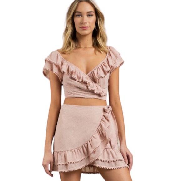 Tobi Blush Pink Swiss Dot Tiered Ruffle Chiffon Pom-pom Wrap Mini Skirt M - Picture 9 of 9